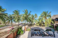 Shanuo Beach Bungalows Hotels in Pingwe