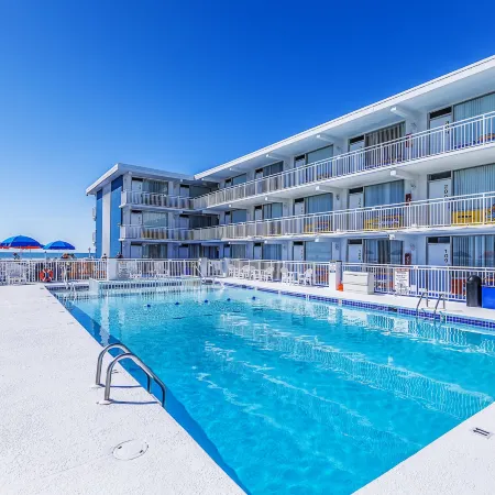 Crusader Oceanfront Resort