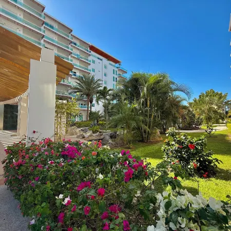 Pacifika Apartments