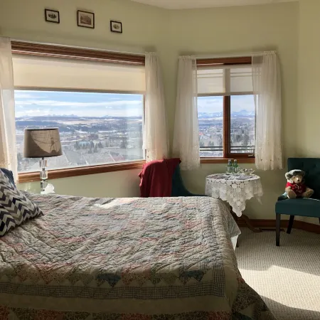Rocky Mountain View Bed & Breakfast