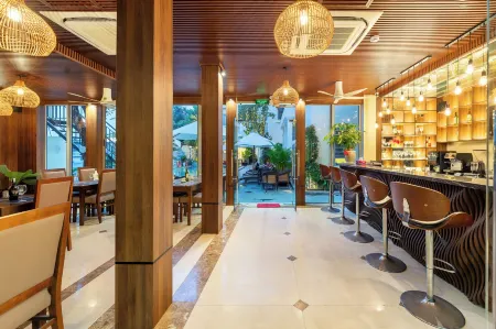 Full Moon Apartments - Hoi An Отели рядом с достопримечательностью «Это До Там Кван Пагода»