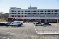Karlskoga Hotell & Konferens - Parkplatz