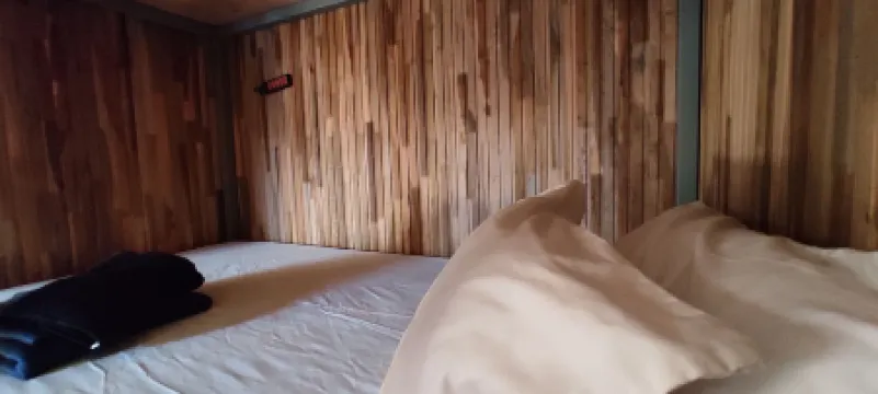 Mediterraneo Youth Hostel