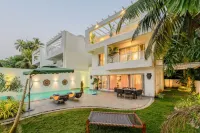 Legacy by Hireavilla- Full Field View Villa w Pool Hotels in Solim