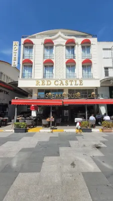 Red Castle Hotel & Pub Hôtels à : Serik