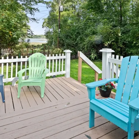 Cozy Colchester Cabin Near Lake by RedAwning