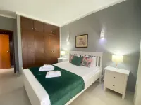 Albufeira Central 8 by Homing