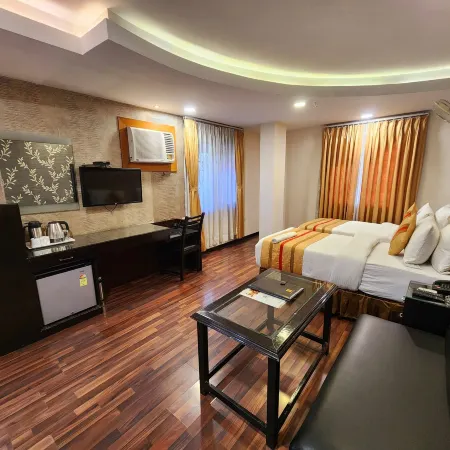 Hotel Housez43 Отели рядом с достопримечательностью «Консульство США»