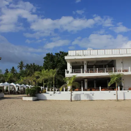 Laiya White Cove Beach Resort Отели в г. Сан Хуан