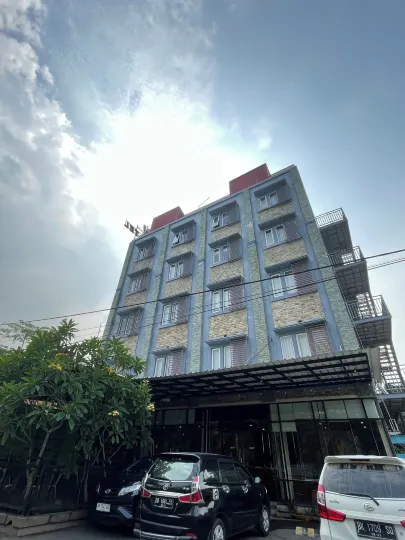 Crew Express Hotel