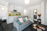 Nemea Appart Hotel Home Suite Nancy Centre - Kitchenette