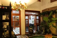 Hue 1962 Inn Hotels in Phu Hau