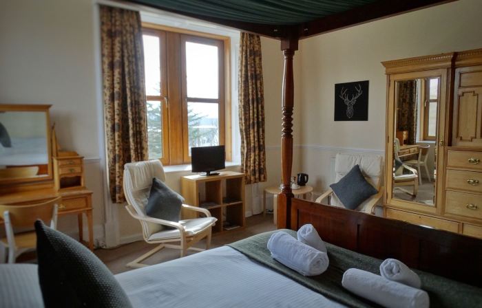 Kilchoan Hotel
