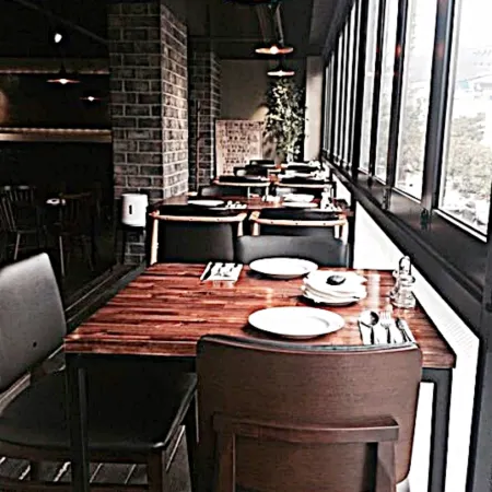 Okpo Business Hotel
