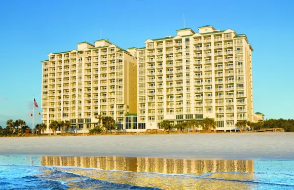 默特爾比奇海濱歡朋酒店套房