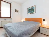 Vibrant Holiday Home in Lazise with Swimming Pool Near 2 Lakes