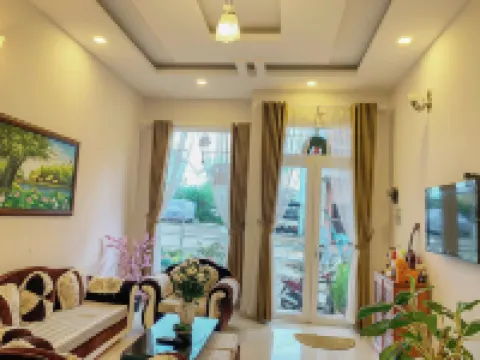 Jolie House