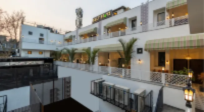 SALTSTAYZ AUTOGRAPH - CONNAUGHT PLACE Hotels near Connaught Place