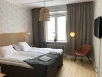 Hotell Rödesund Hotels near Tivedens nationalpark
