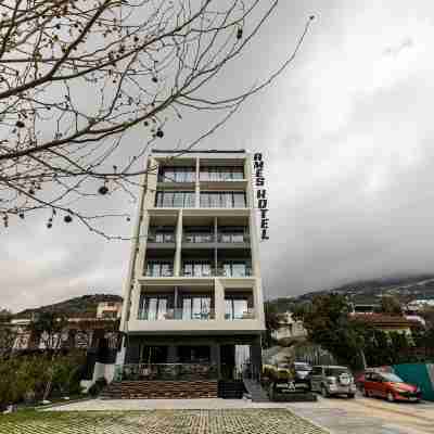 Ames Hotel & Spa Hotel Exterior