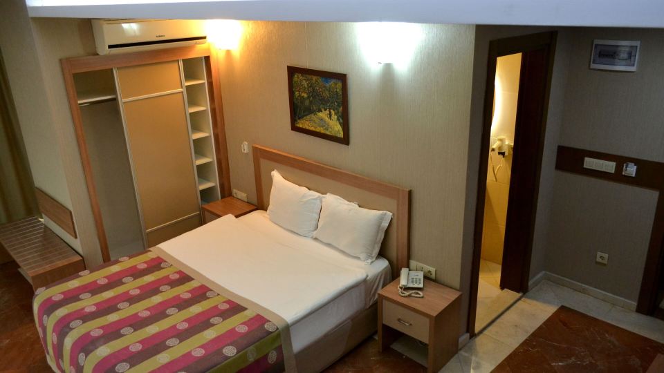 Engin Otel