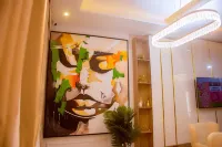 Lekki Aprt/pool/gym/sleeps 6/ Freep/tv/wifi