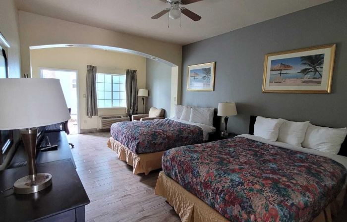 Casa Bella Hotel and Suites