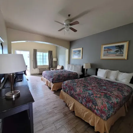Casa Bella Hotel and Suites