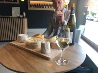 Les Appartements du Domaine Gueguen Hotels in Yonne