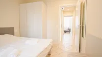 Sweet Lake Apartment - Italian Homing - Condos