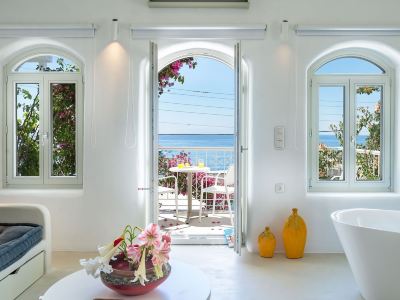 Samaria by the Sea