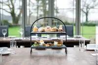 Llechwen Hall - breakfast