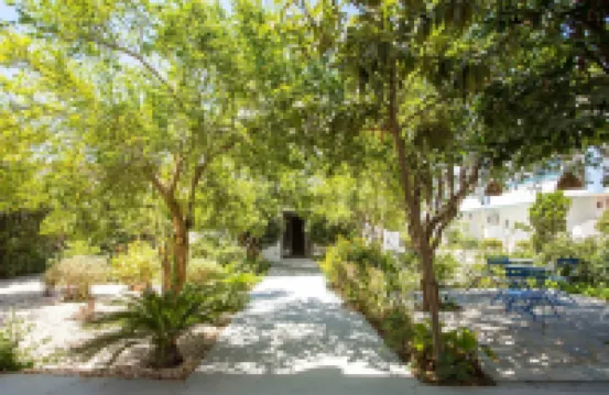 Atma Beach Rooms & Suites