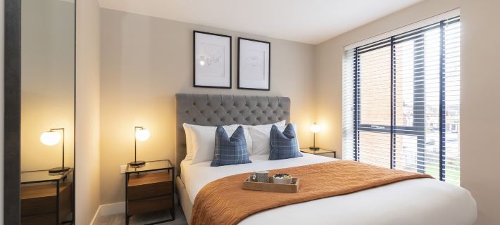 Elliot Oliver - Stylish Loft Style Two Bedroom Apartment with Parking Hotéis em Gloucester District