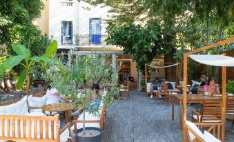 Auberge de Jeunesse HI Nice les Camélias
