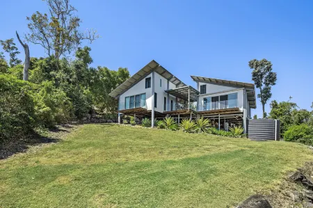 Mandalay Escape Serenity and Pool