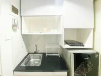 Homey 1Br Without Living Room at Amartha View Apartment Hotels in Ngaliyan