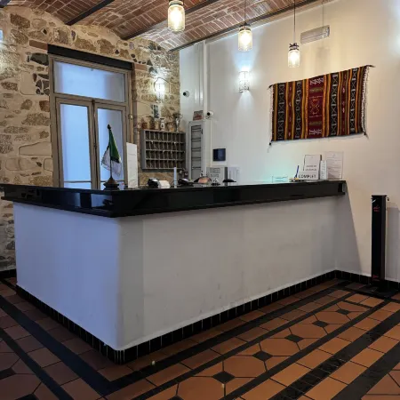 Hotel Nelson - Bab El Oued Hotel a Algeri