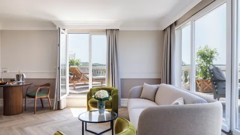 InterContinental Hotels CHANTILLY CHATEAU MONT ROYAL by IHG in Chantilly