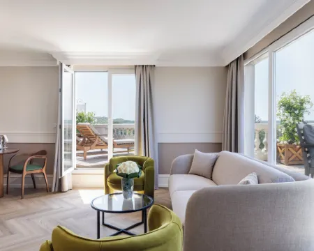 InterContinental Hotels CHANTILLY CHATEAU MONT ROYAL by IHG Hotels in Oise