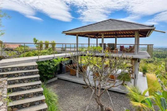 スンブルキマ ヒル リトリート