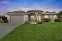 Blue Oasis 3 Bedroom Home by RedAwning - parking