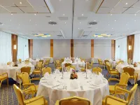 Hotel Oranien Wiesbaden Отели рядом с достопримечательностью «Вестенд»