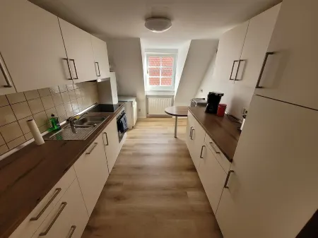 Am Marktplatz mit Parkplatz