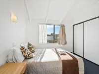 Ascot Vale Motor Lodge Hotels near Upper Riccarton