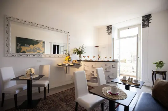 ローマン ホリデイズ クオーレ デッリンぺーロ