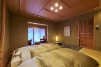 Itsukushimahigashimonzen Kikugawa - 2-Star