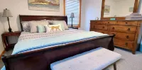 "Cottage On The Cove"  Private Lakefront Paradise with Paddleboards & Kayaks