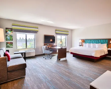 Hampton Inn & Suites Seattle/Kent Hotels in Kent