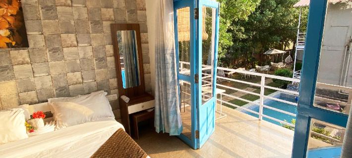 Boho by the Beach Resort Hoteles en Morjim